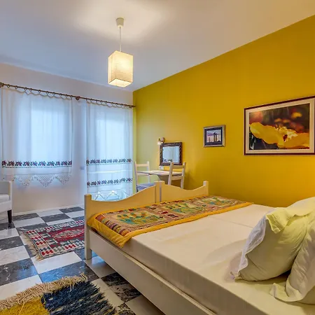 Asina Hotell 3*