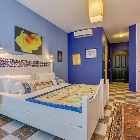 Hotel Asina